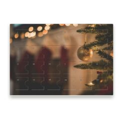 Großer Adventskalender für 24 Pralinen und Trüffel, Motiv „Christbaumkugel“ mit Türchen und Nummern