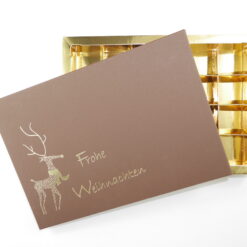 7824-2005 pralinenschachtel-24-pralinen-carruba-praegung-gold-rentier-kartondeckel-verpackung