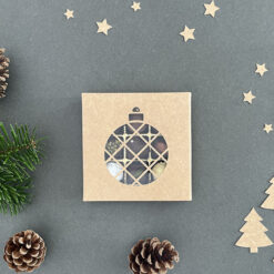 Pralinenschachtel_Klarsichtfenster_Weihnachten_Design_Weihnachtskugel_9-Pralinen
