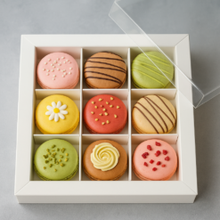 Premium 9er Macaron-Verpackung flach mit Kartonstegen, Produktansicht
